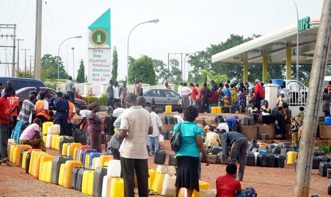 File photo: Fuel queue in a petrol station